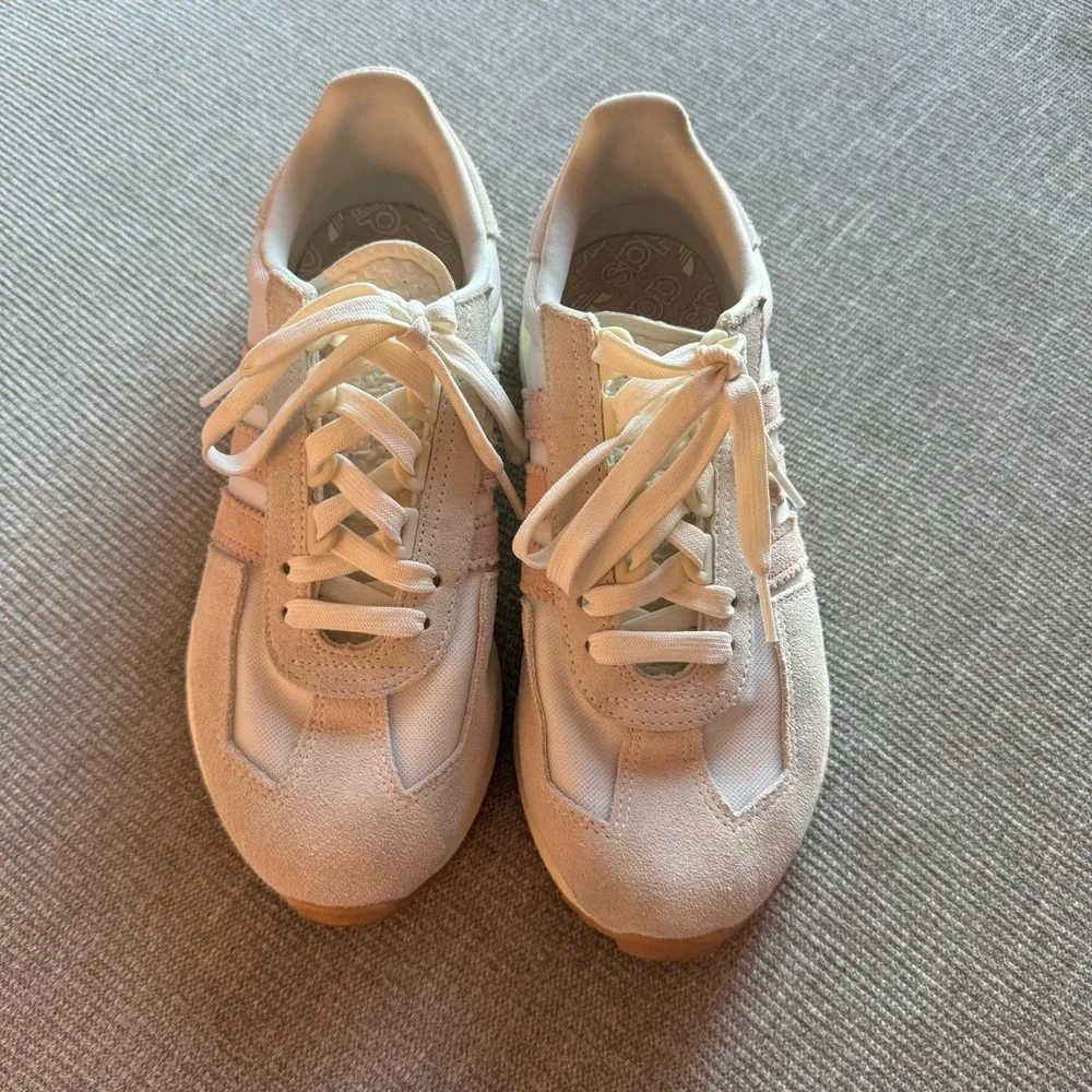 Adidas Retropy E5 Running Shoes - Picture 7 of 11